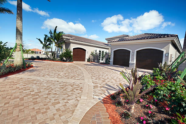 Best Driveway Paving Contractor  in Greenfield, IL